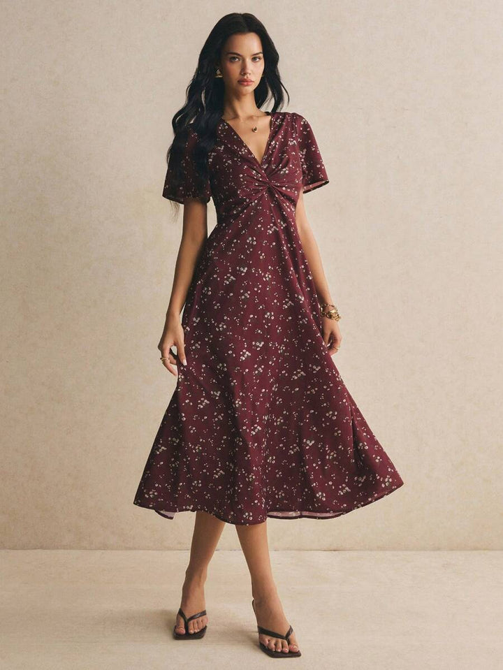 Poselle I V-Neck Ditsy Floral Print Short Sleeve Dress