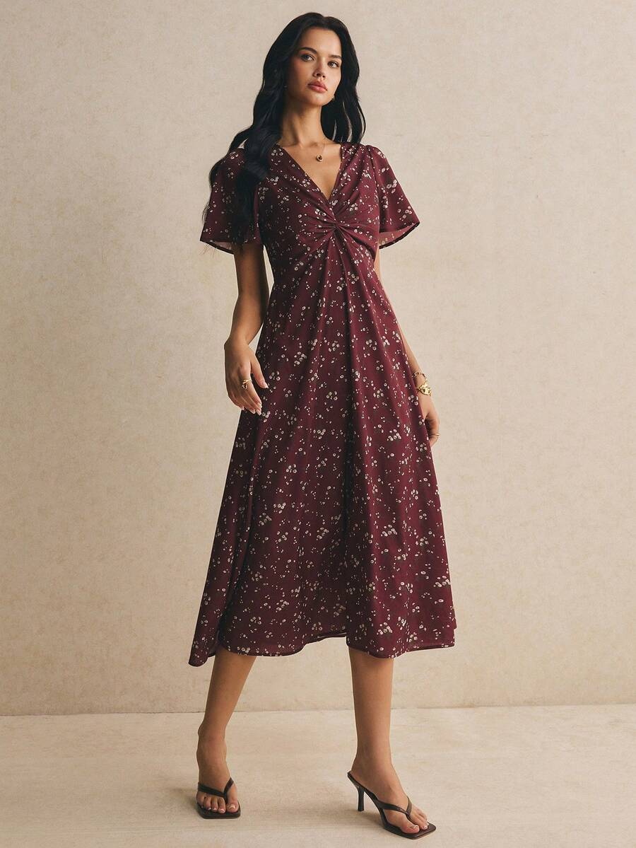 Poselle I V-Neck Ditsy Floral Print Short Sleeve Dress